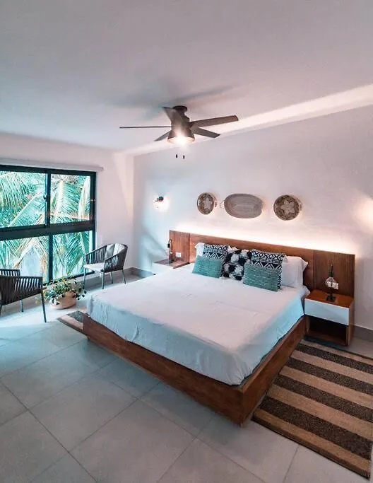 Beachfront Villa !! - Check Photos For Best Rates - Whtsp -1 -8 2 - - Palmar de Ocoa Dominicaanse Republiek